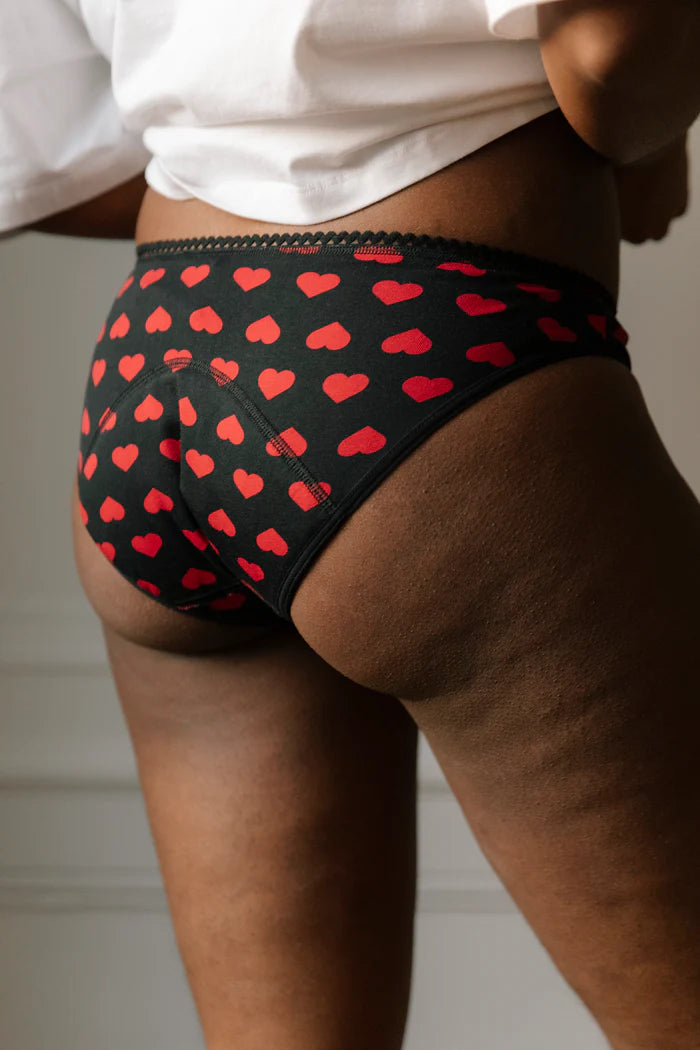 CULOTTE MENSTRUELLE COEURS - FLUX MOYENS À ABONDANTS