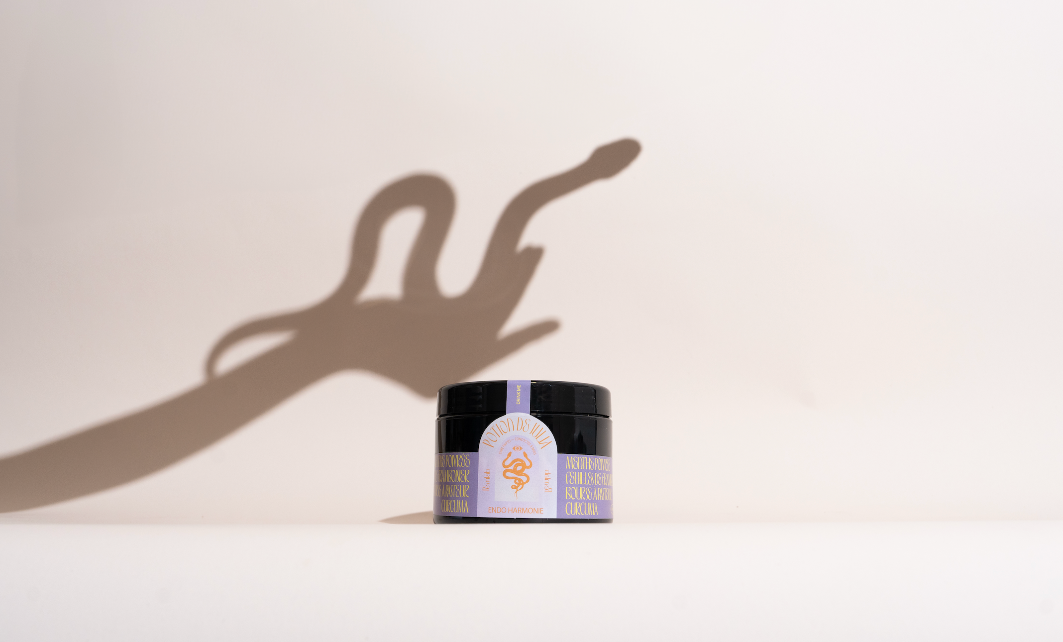 La potion de Julia : la tisane Pemlab pour accompagner l’endométriose