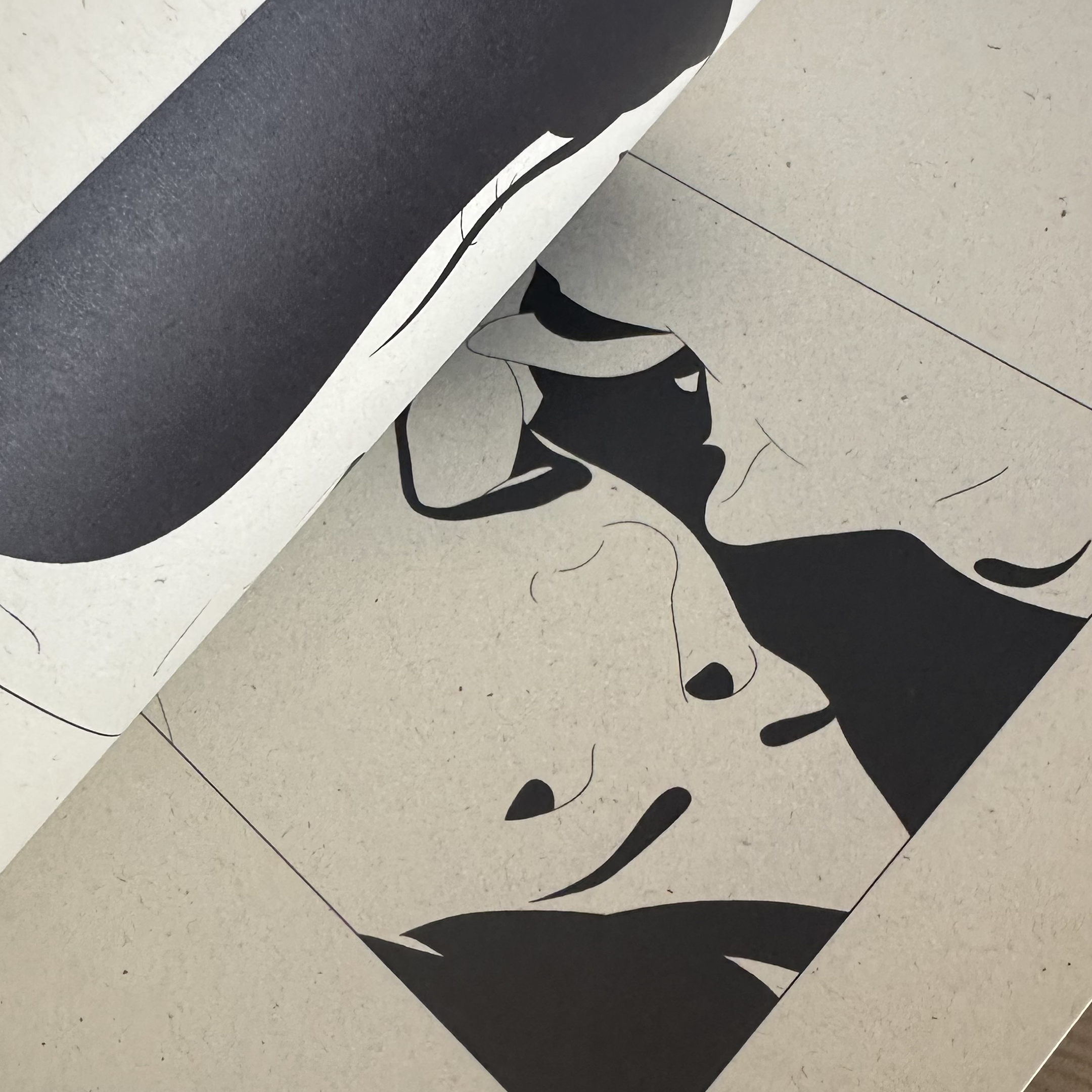 LIVRE LOUD - REGARDS COUPABLES